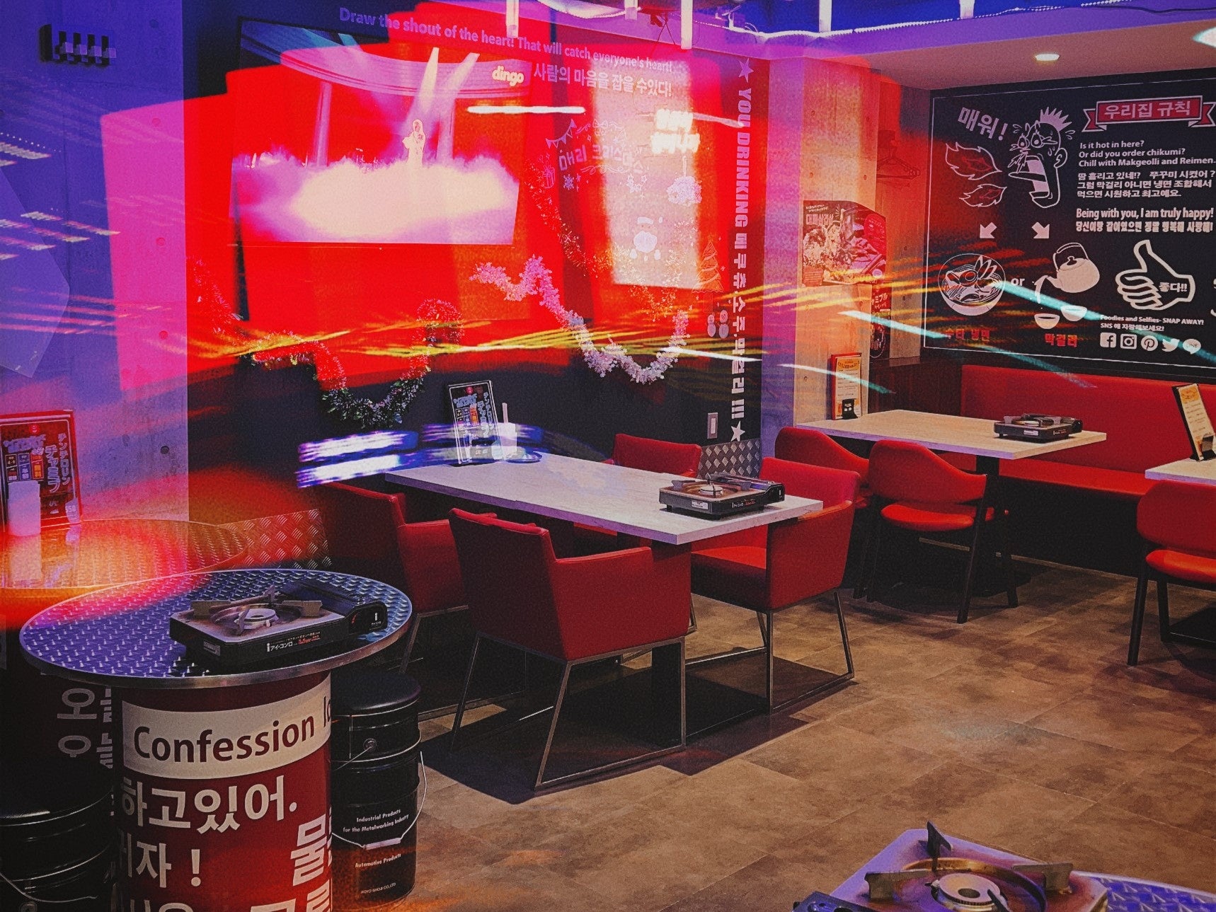 ワンフロアになっているので、団体様での貸し切りにも最適です