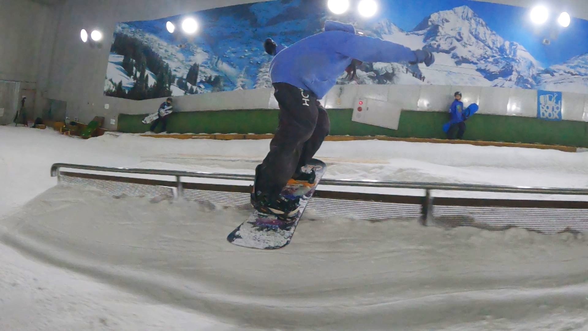 SNOVA新横浜　ライディング