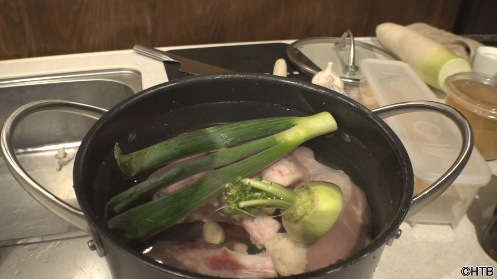 命のスープ①ミスターの家編(C)HTB