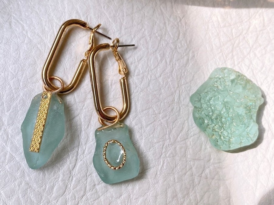 Craftmade協会の シーグラス 炭 をアップサイクルしたハンドメイド素材を紹介 素材 からこだわったエシカルなハンドメイド作品を世の中に 一般社団法人craftmade協会のプレスリリース Craftmade協会の シーグラス 炭 をアップサイクルしたハンドメイド素材を紹介 素材 からこだわったエシカルなハンドメイド作品を世の中に 一般社団法人craftmade協会のプレスリリース