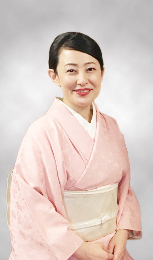久松彩子氏