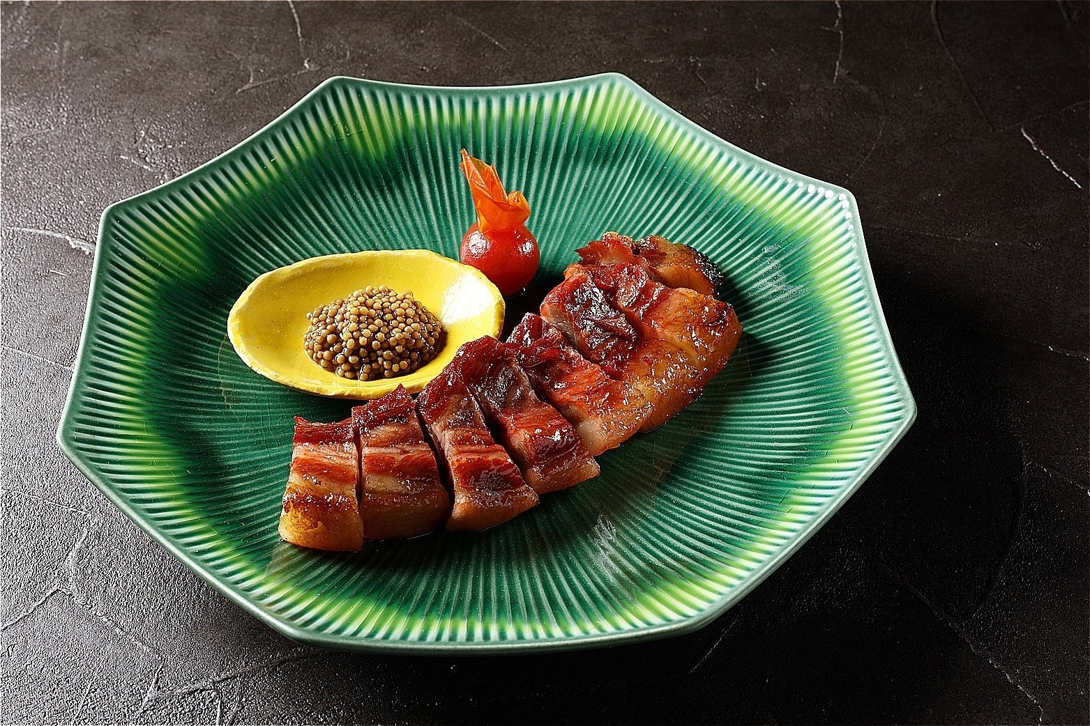 恵比寿に大人が通うカウンター中華】極上中華料理店「中華Aoki