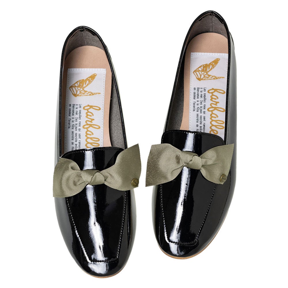 【ファルファーレ】の数量限定シューズジェニー＜カーキ＞