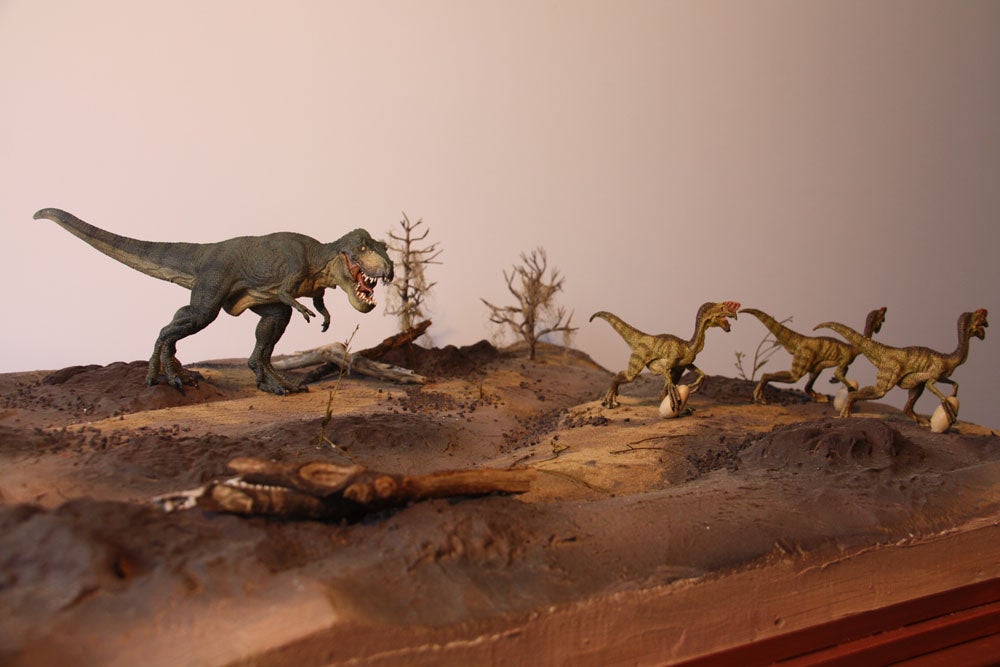 「恐竜のジオラマ（ティラノサウルス）」