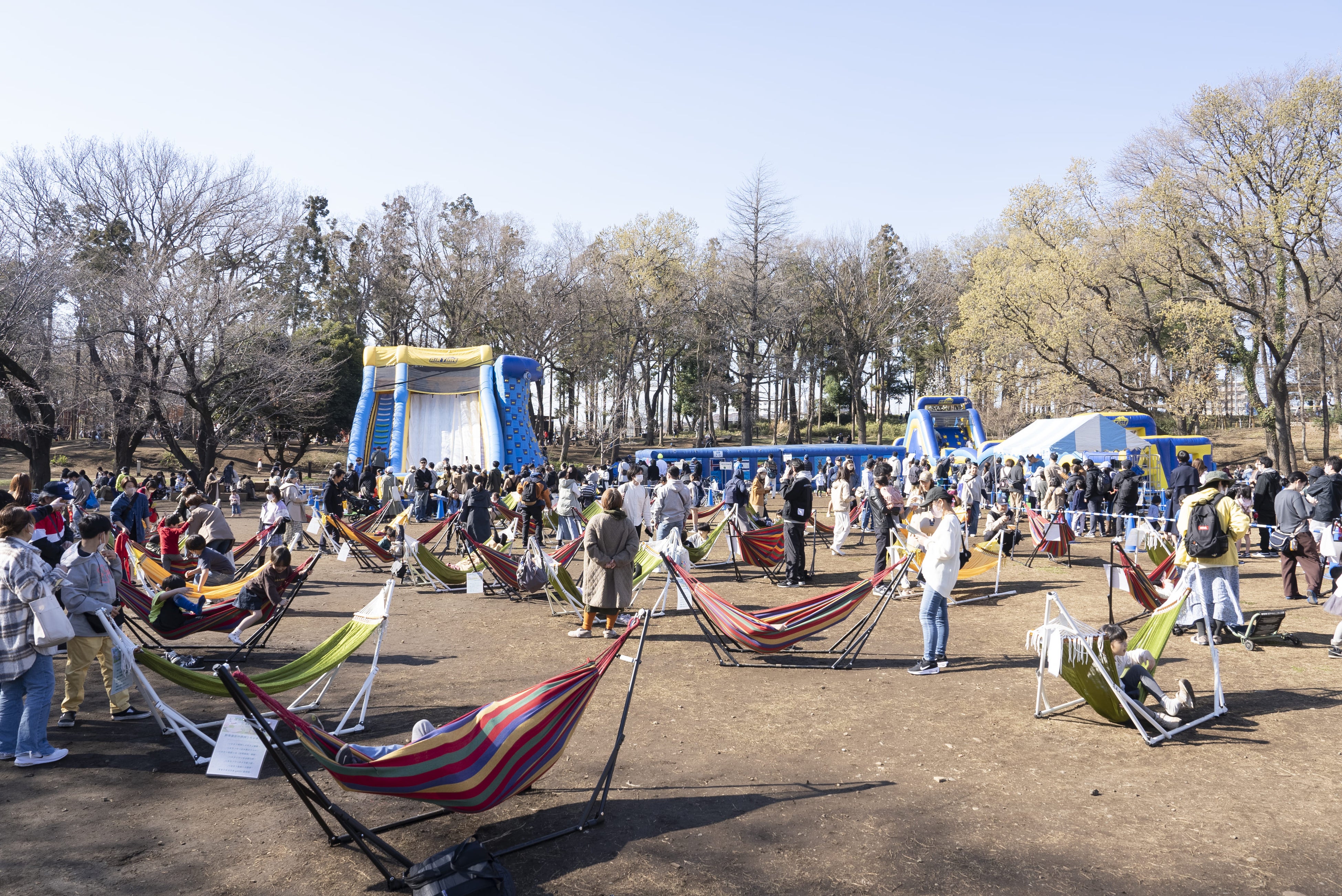 ※昨年のハンモック体験の様子。