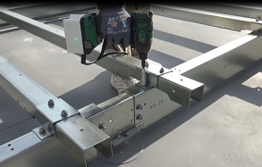 施工者はトリガを引き続けるだけでOK