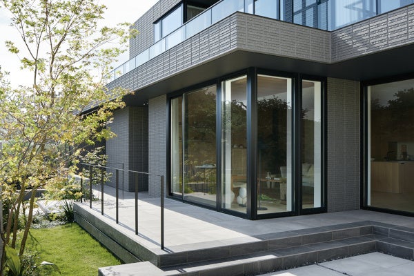 コーナービューウィンドウ