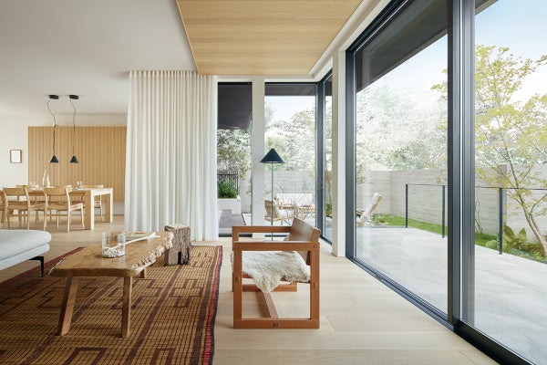 天井高にあわせたハイサッシ