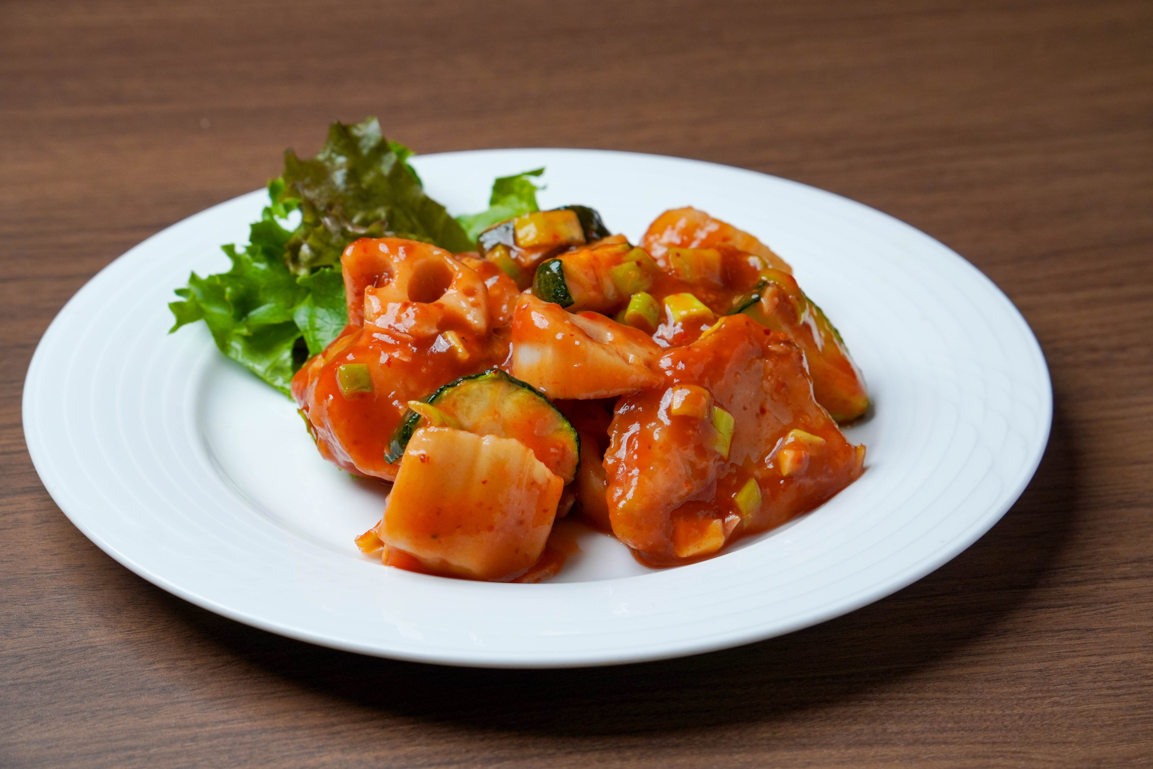 テゾリーナ・霞ヶ関一丁目食堂 日替わり定食（カレイとレンコンのチリソース）