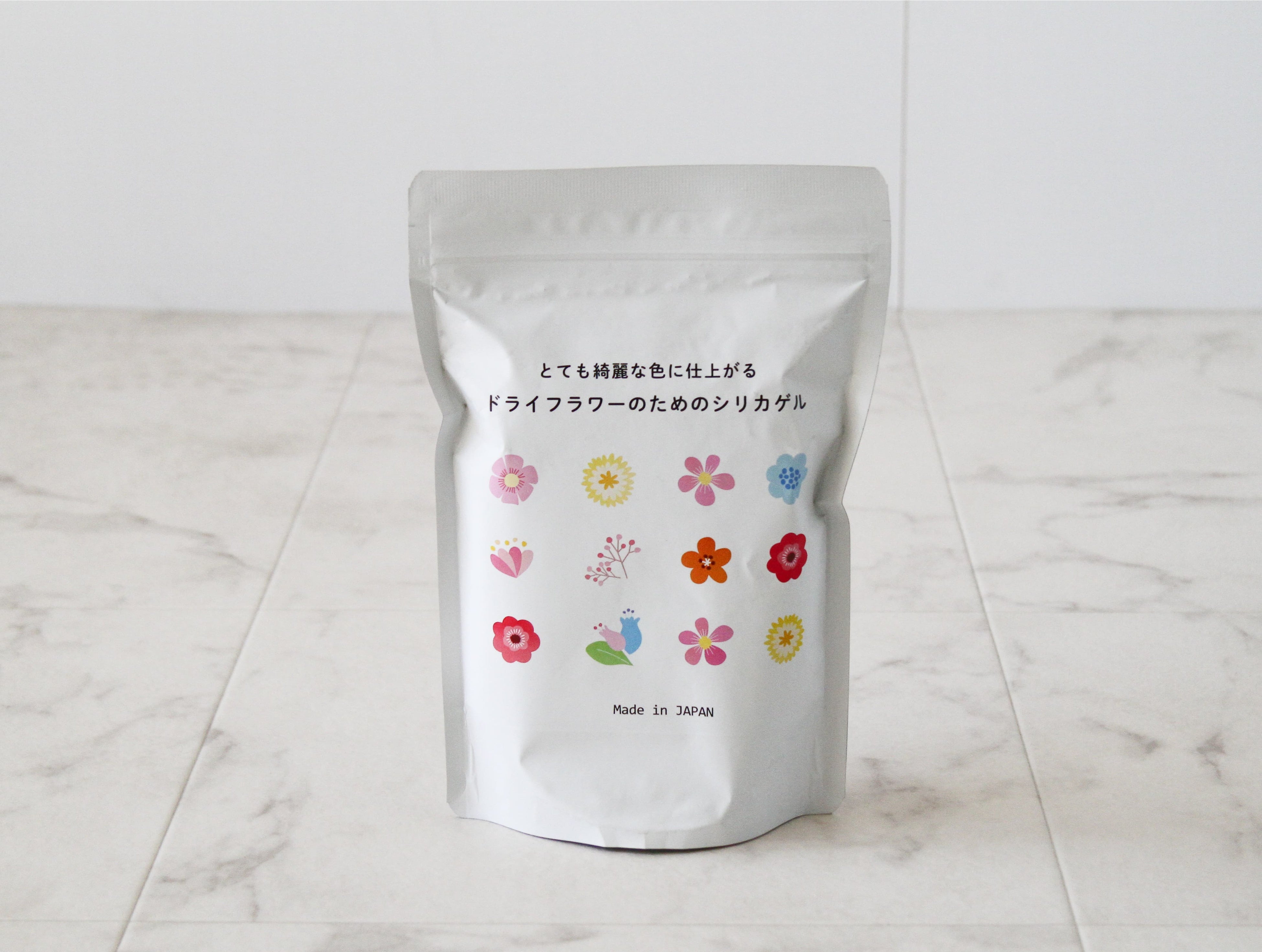 ドライフラワーのためのシリカゲル