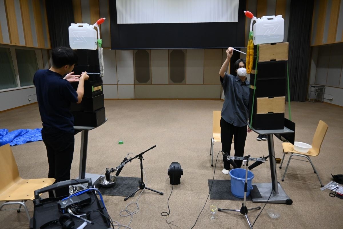 「雨漏り」収録の様子