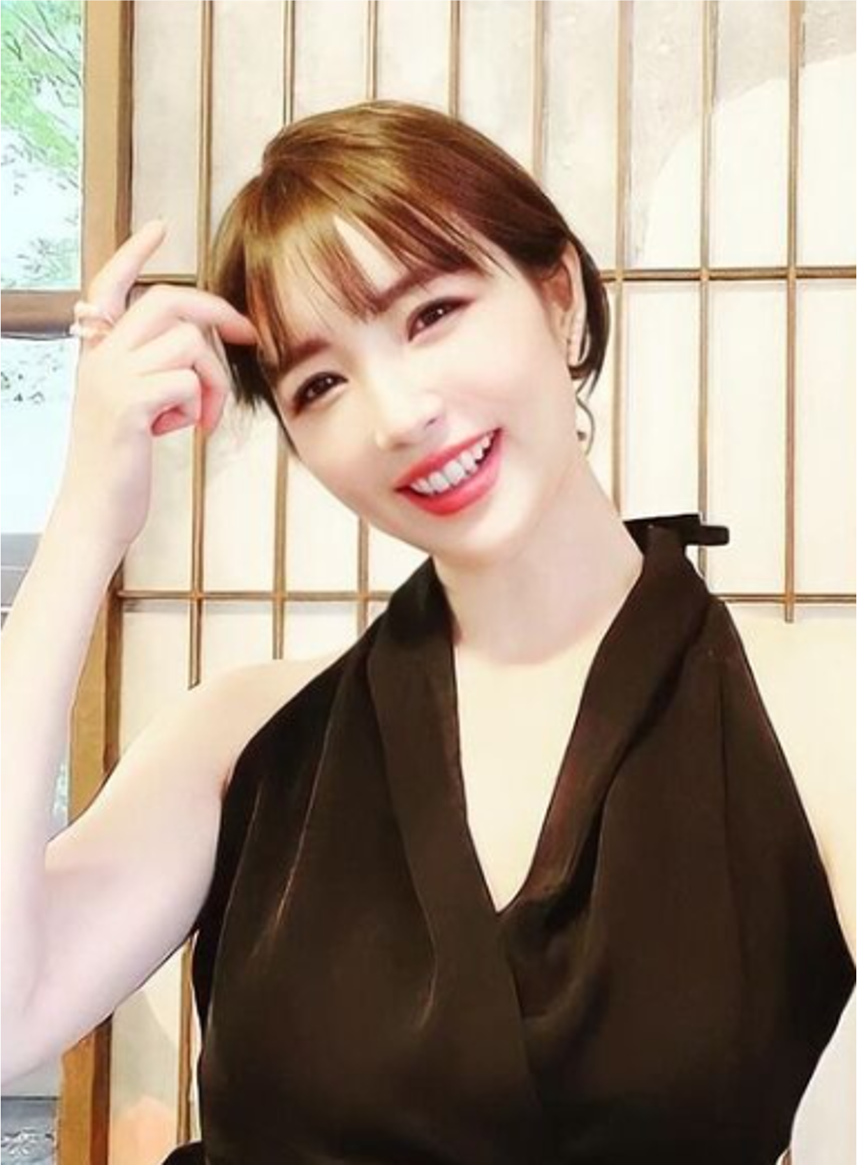 miss viviana Japan 審査員   女優　森下 悠里