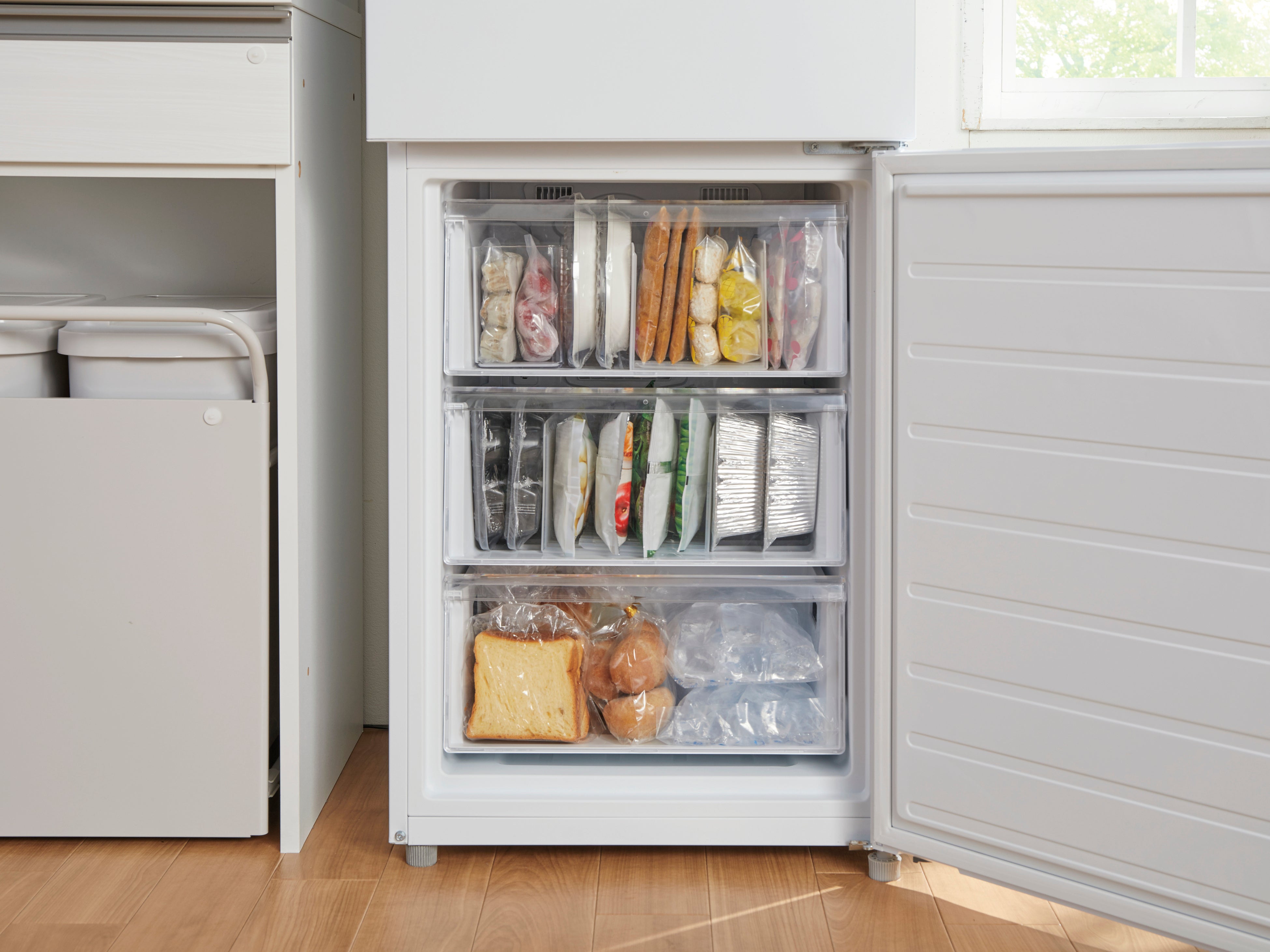 ニトリ　冷蔵庫 271L 3ドアファン式冷蔵庫の魅力 | TikTok