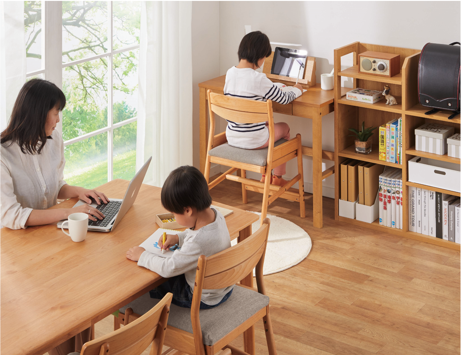 家族構成やお子様の成長に合わせた学習空間を提案 22年モデル学習机のご紹介 株式会社ニトリホールディングスのプレスリリース