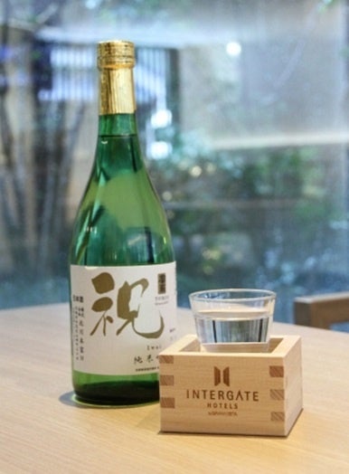 振る舞い酒（イメージ）