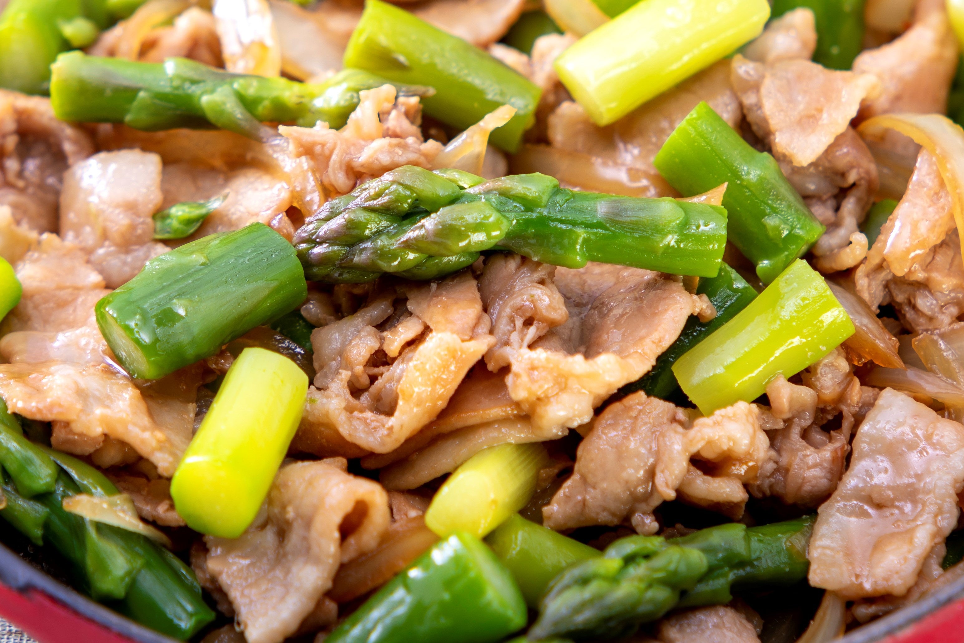 豚肉とアスパラガスのオイスターソース炒め