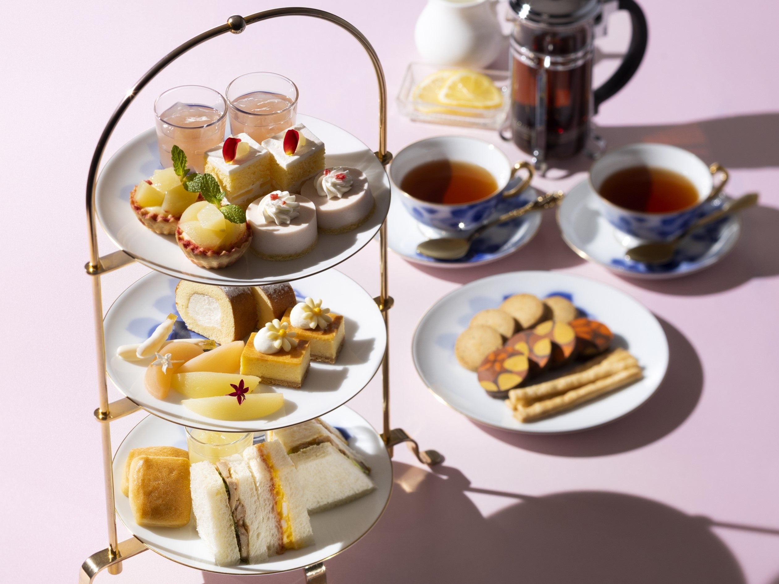 「季節のアフタヌーンティーセット」