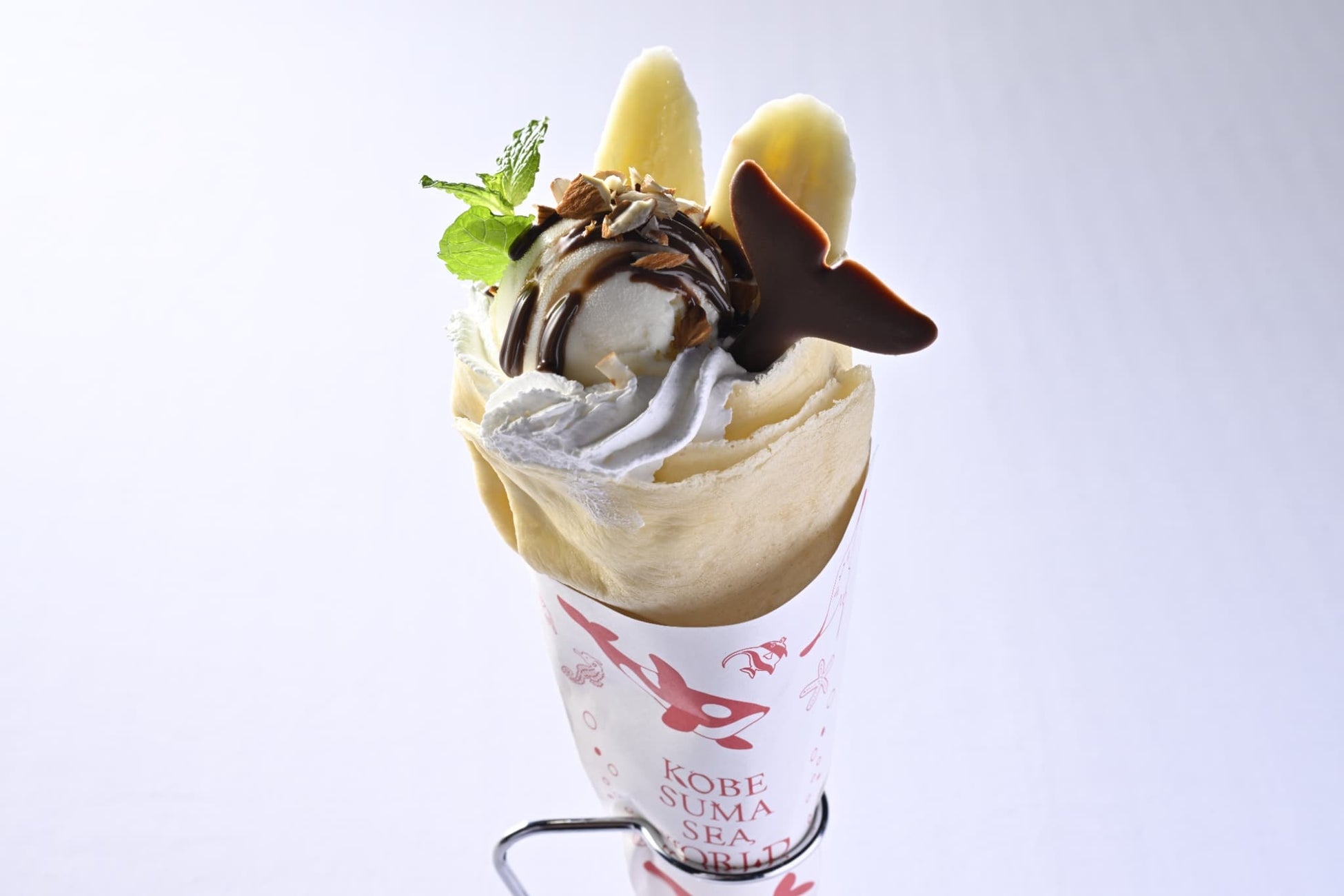 杏仁豆腐マンゴークレープ