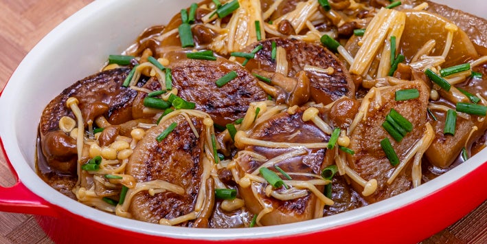 大根ステーキ　和風茸ソース