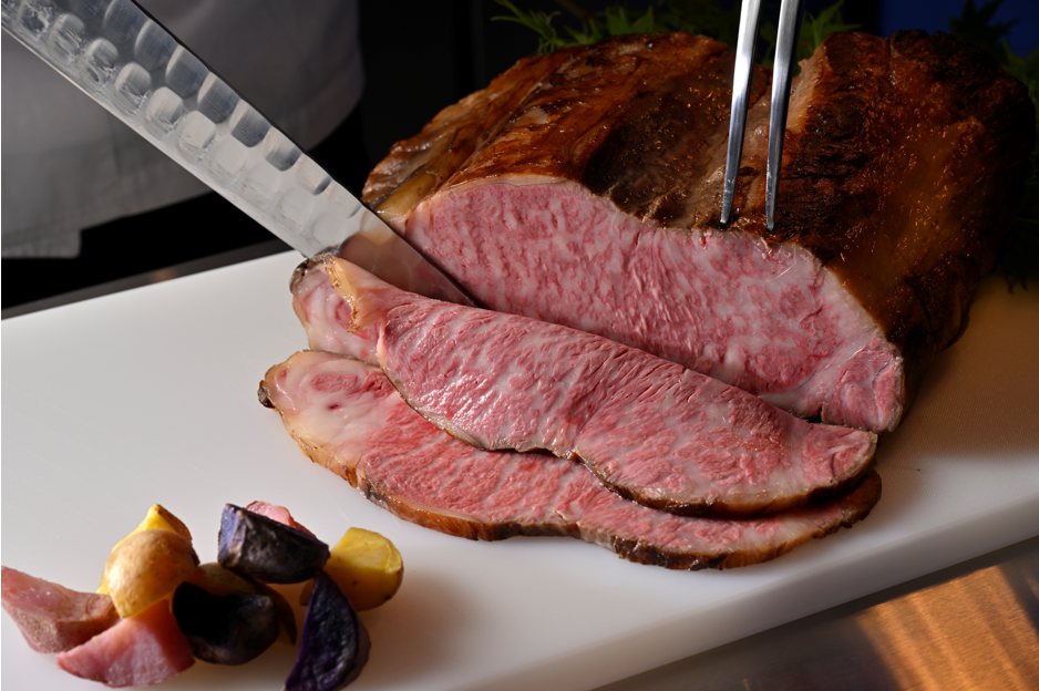 兵庫県産牛肉のローストビーフ(和風ソース）