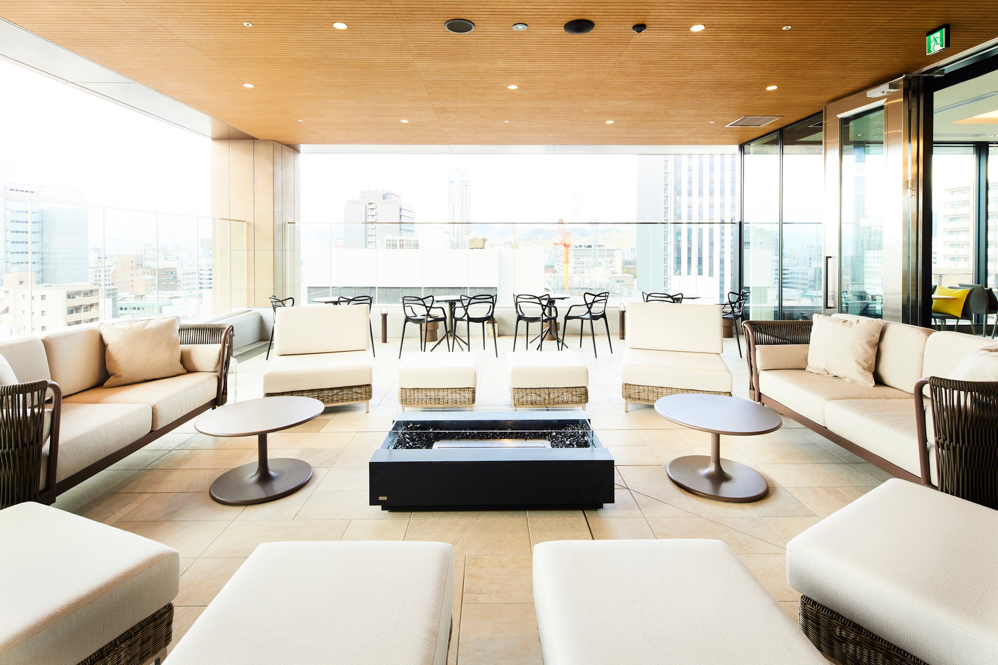 インターゲートラウンジ(テラス席)