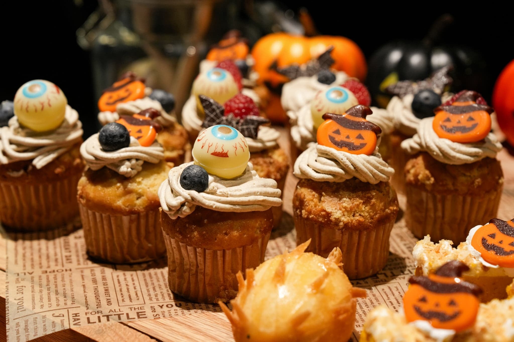 ハロウィン限定 びっくりモンブランカップケーキ