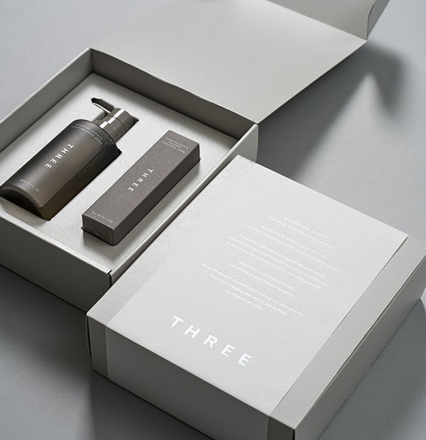 THREEのエッセンシャルセンツシリーズに、限定ギフトボックスが登場