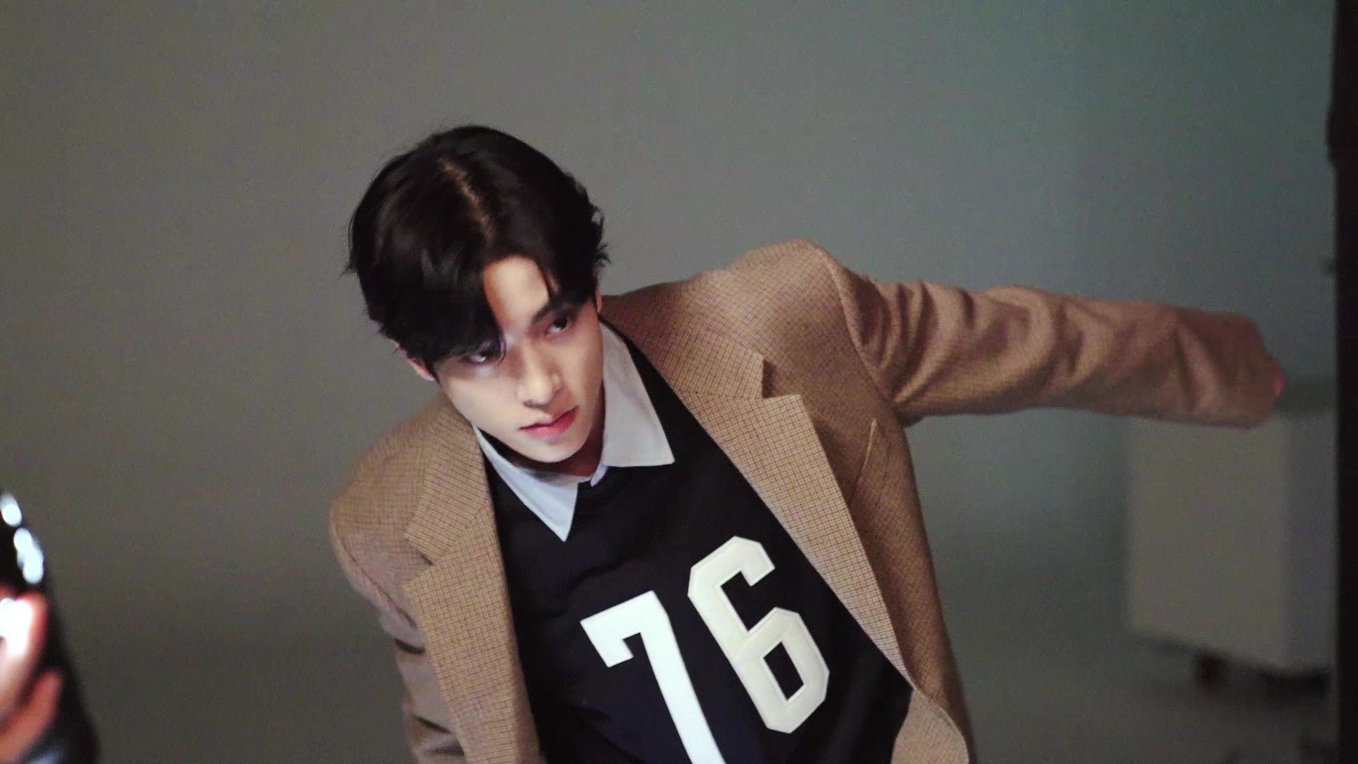 ENHYPEN”がストリートからトレイルまで歩みを止めない様子に注目