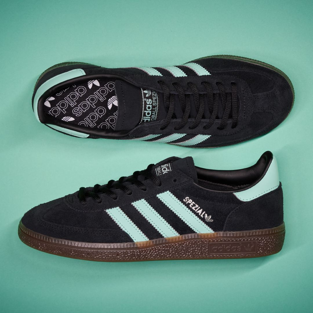 残1 Sサイズ 上下 ブラック アディダス オリジナルス ABCマート限定 74055-590-