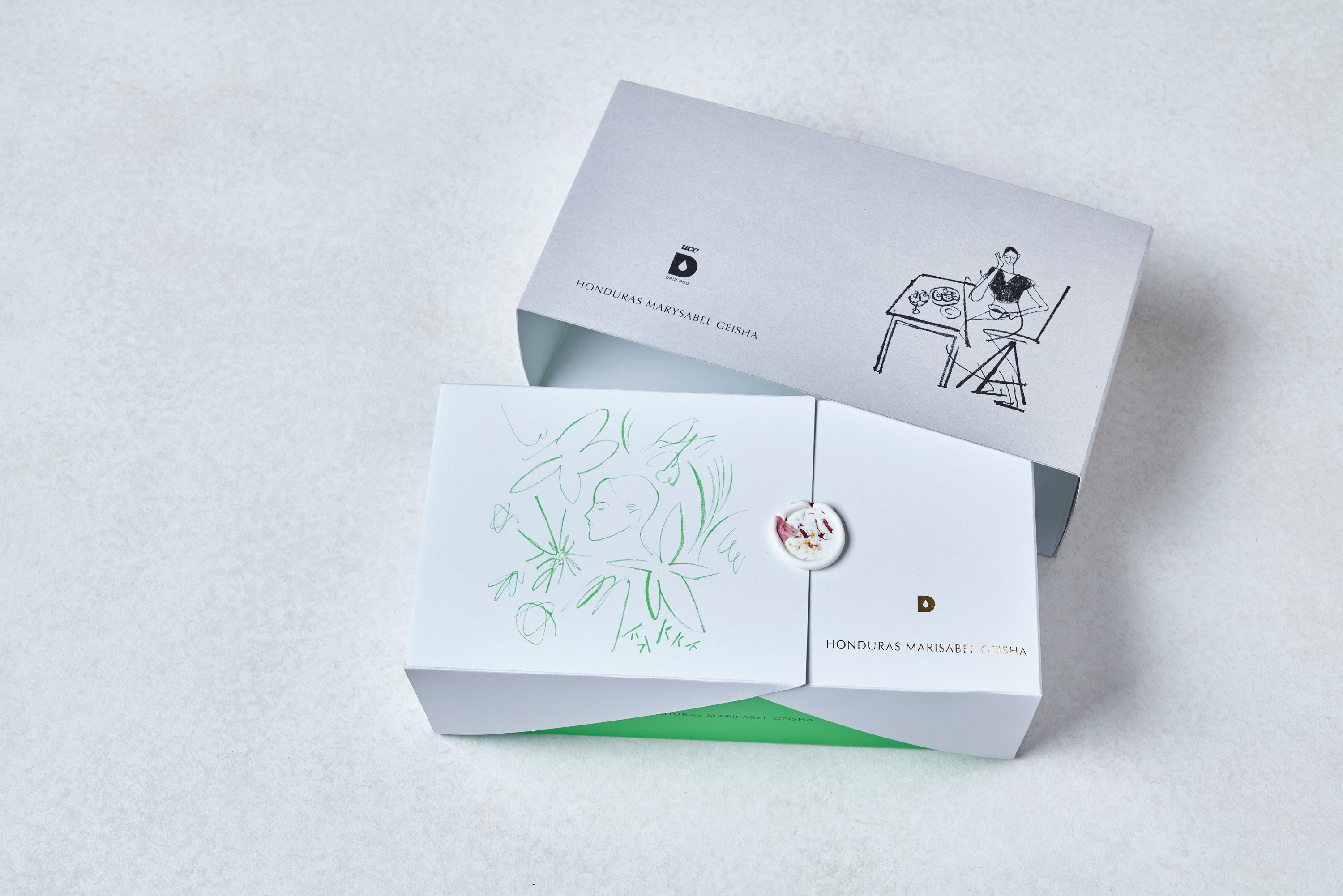 今回のために特別にデザインされた限定パッケージ