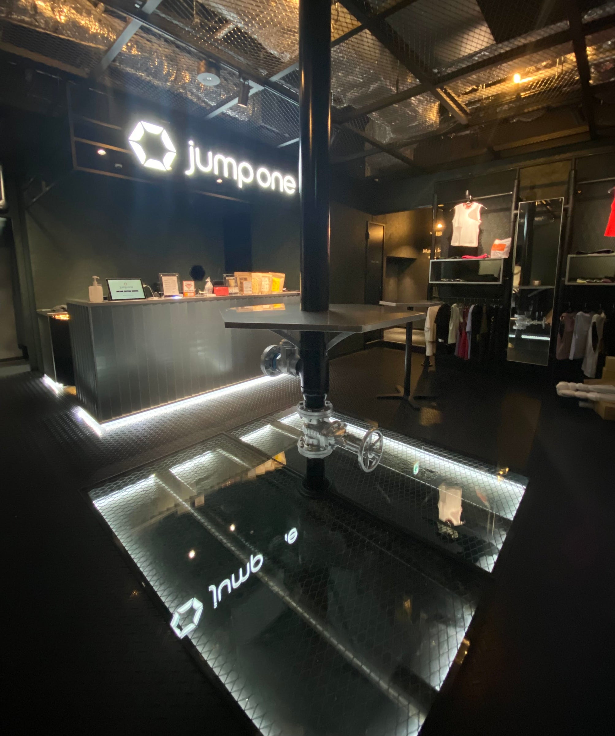 ▲「jump one 川崎」フロント写真