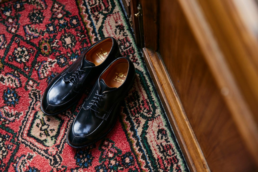 革靴ブランドの教科書 2nd セカンド 4月号 断然革靴派読本 特集が22 2 16に発売 革靴の基礎知識や詳しい歴史を網羅し 定番革靴 から22年新作モデルまでご紹介 ヘリテージのプレスリリース 革靴ブランドの教科書 2nd セカンド 4月号 断然革靴派読本 特集が22 2 16に発売 革靴の基礎知識や詳しい歴史を網羅し 定番革靴 から22年新作モデルまでご紹介 ヘリテージのプレスリリース