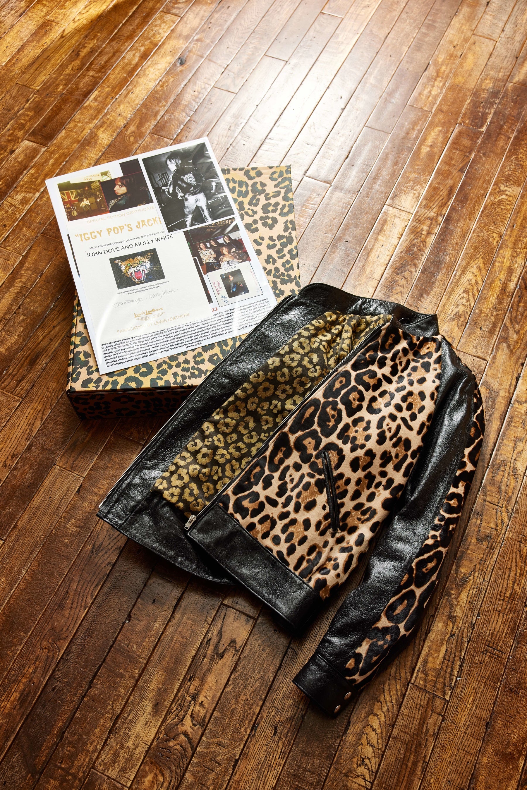 CLUTCH 2022年8月24日発売号「LEATHER JACKET AGE」