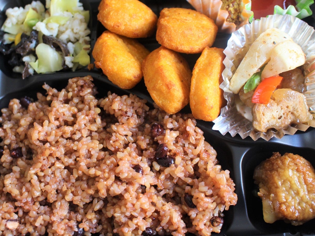 酵素玄米のgoen「大豆ミートのナゲット弁当」