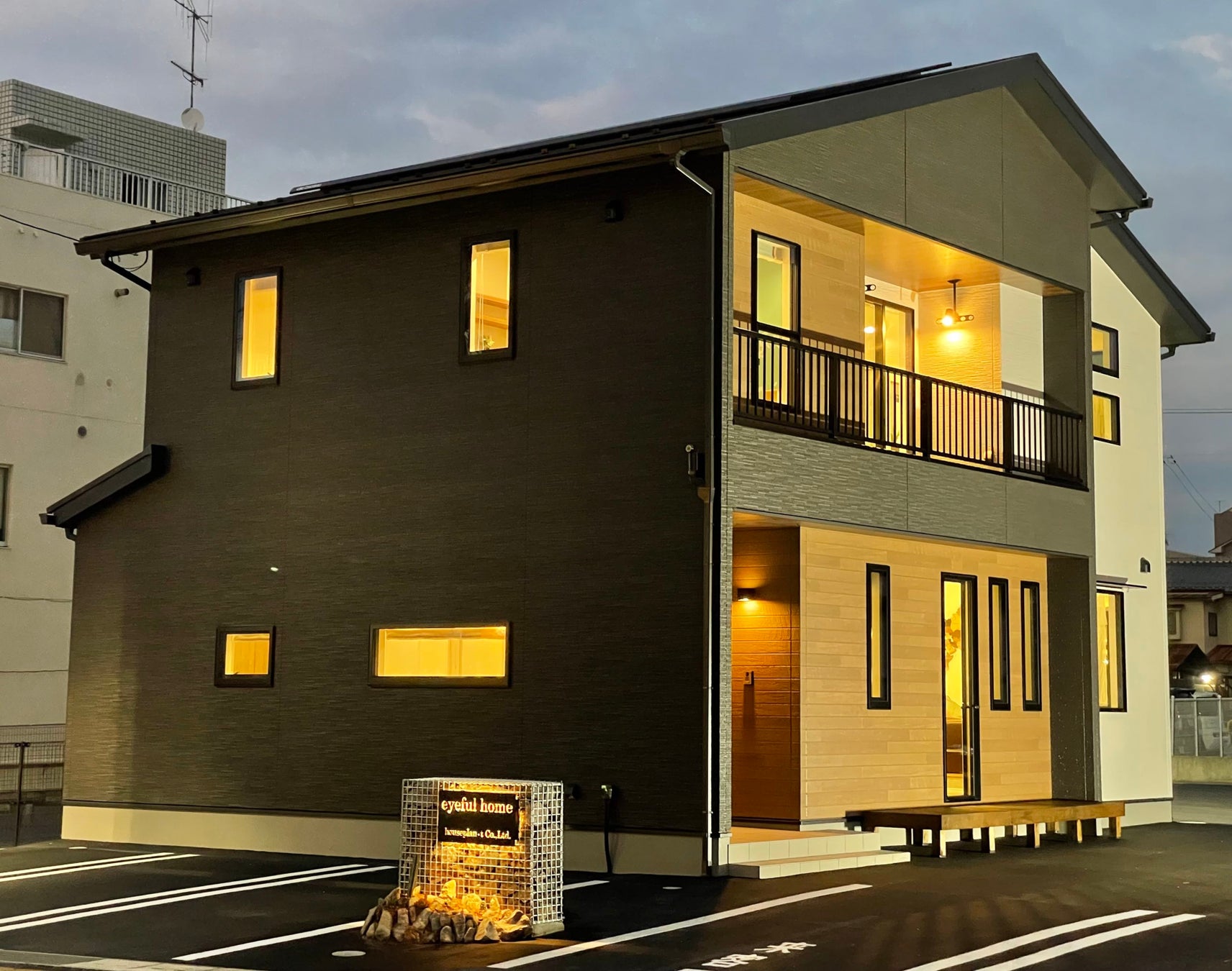 アイフルホーム三次店モデルハウス外観