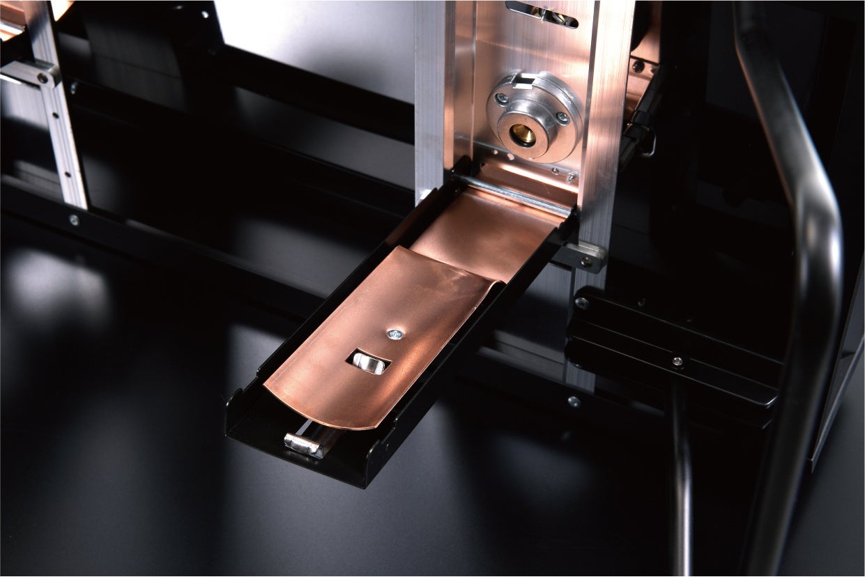 銅製のブースターにより、出力ダウンを防止