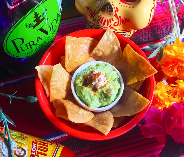 ワカモレナチョス（アボガドディップ)　700円