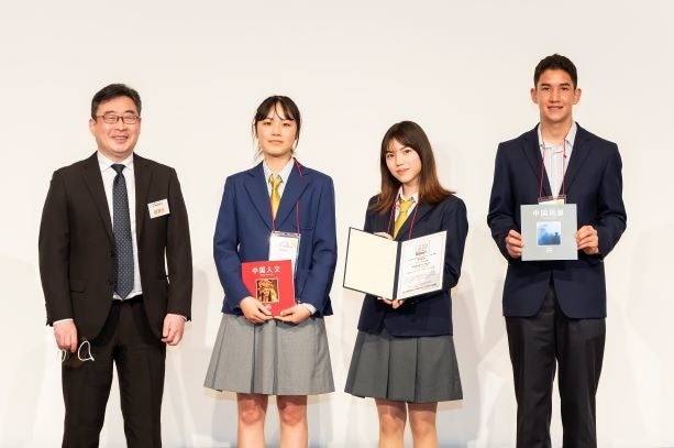 ファーウェイ賞受賞のイナズマシックス