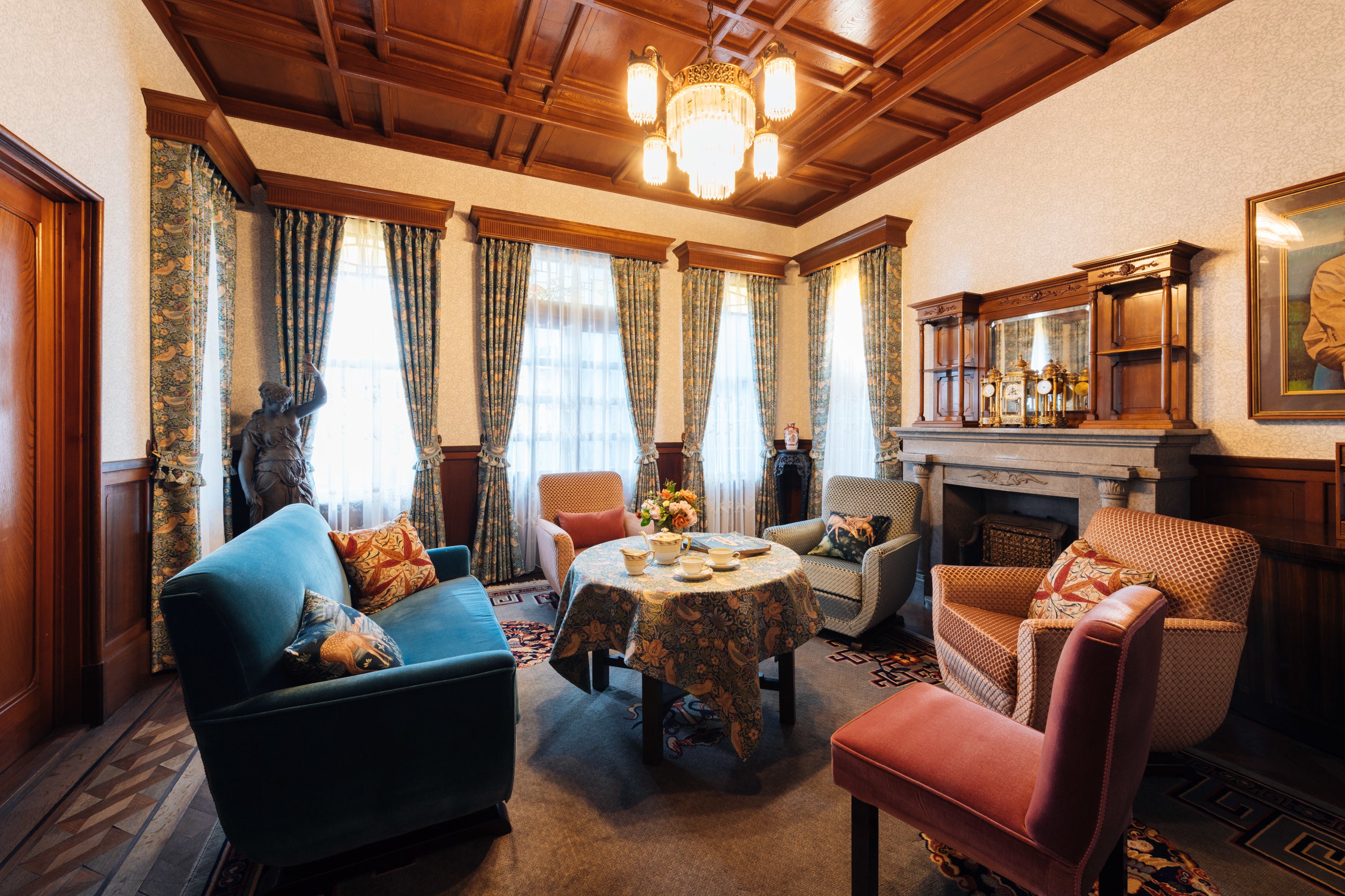 須藤水園　洋室