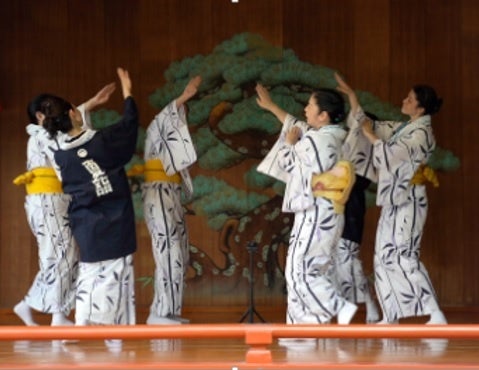 浅草神社発祥の「夏詣盆踊り」