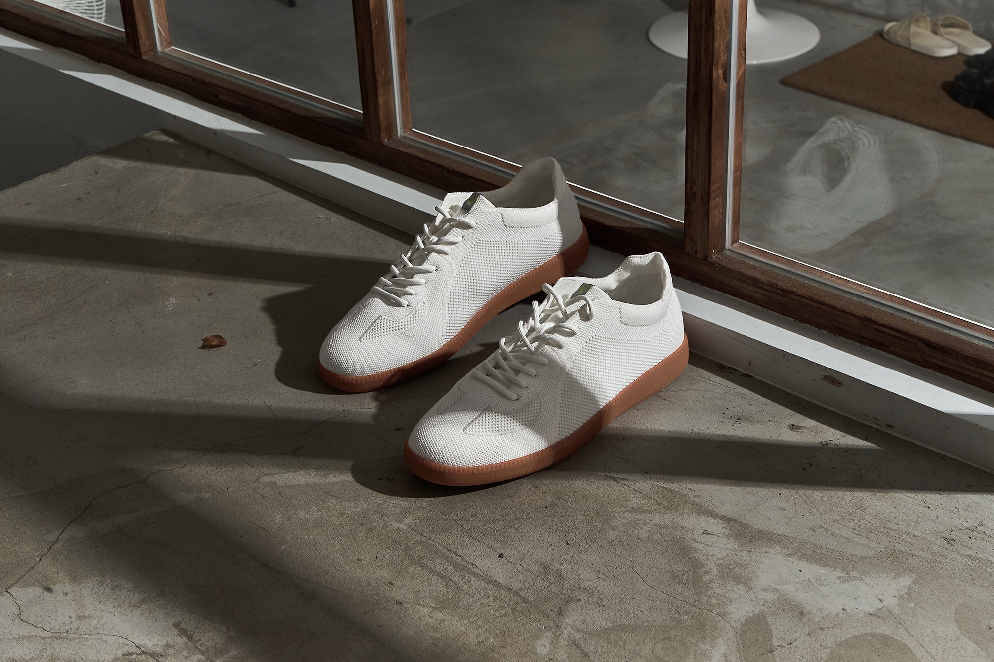 国産和紙が叶える機能性 いつまでも快適清潔な和紙スニーカー Scooter Gt 合同会社from Trのプレスリリース