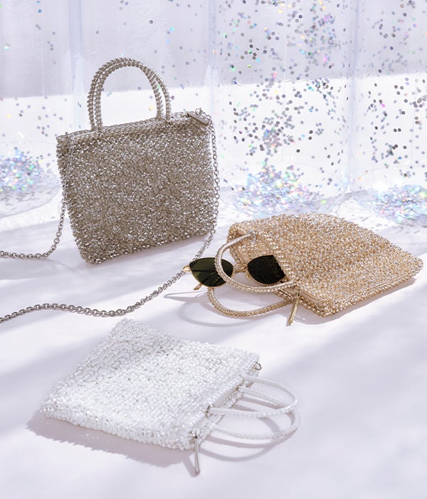 ANTEPRIMA/WIREBAG＞流れるような優美なシルエットが特徴の