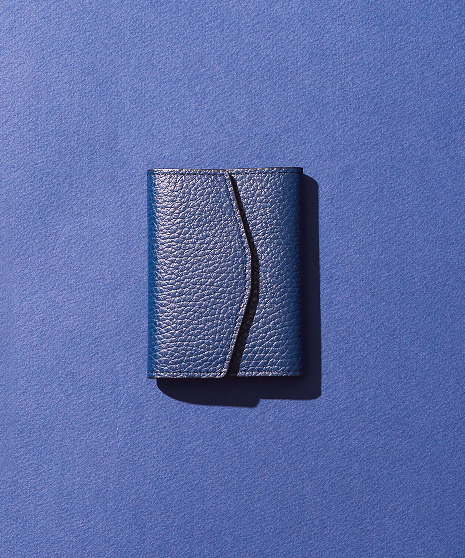 IL CRITERIO レザー 二つ折り財布 黒　MagSafe対応 マグセーフ対応スマートミニウォレット/fit fold – IL CRITERIO