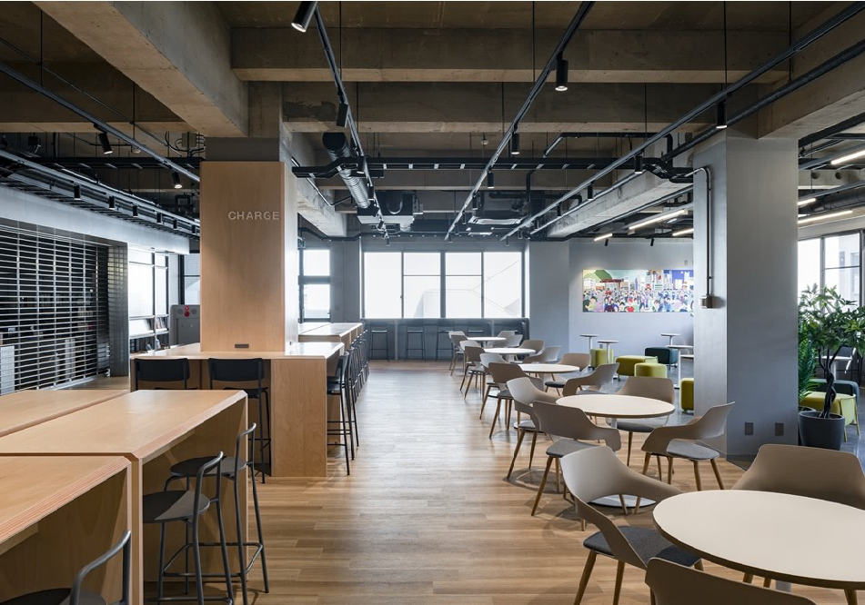 東京工芸大学厚木キャンパス8号館2階