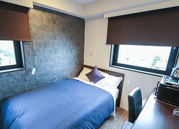 【写真：シングルルーム】