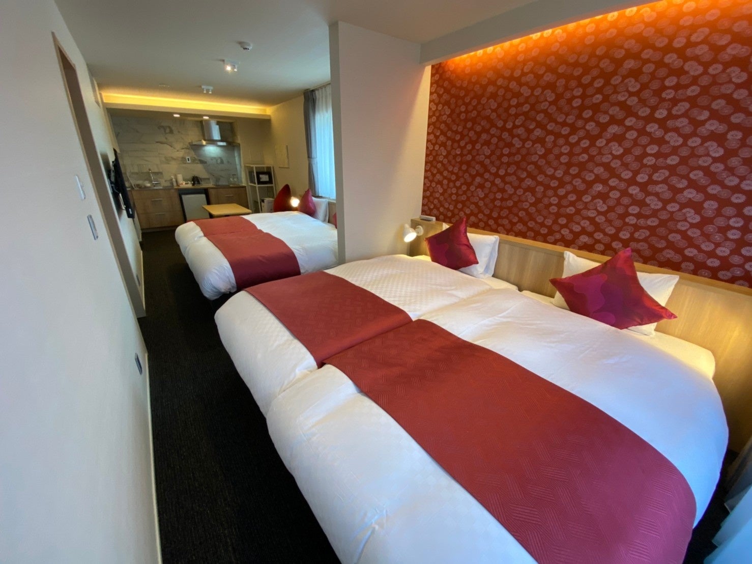 朱(ファミリールーム)