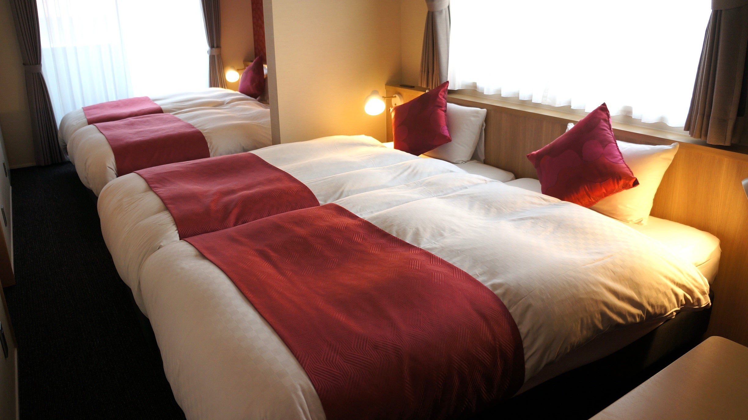 朱(ファミリールーム)