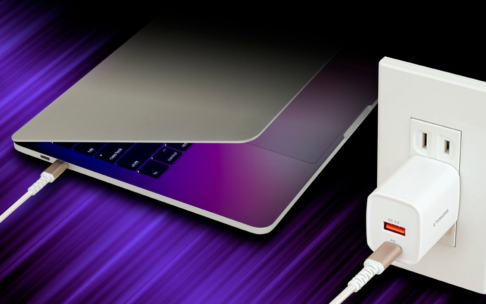 新商品】ノートパソコンの充電も可能な最大30W出力で USB-C