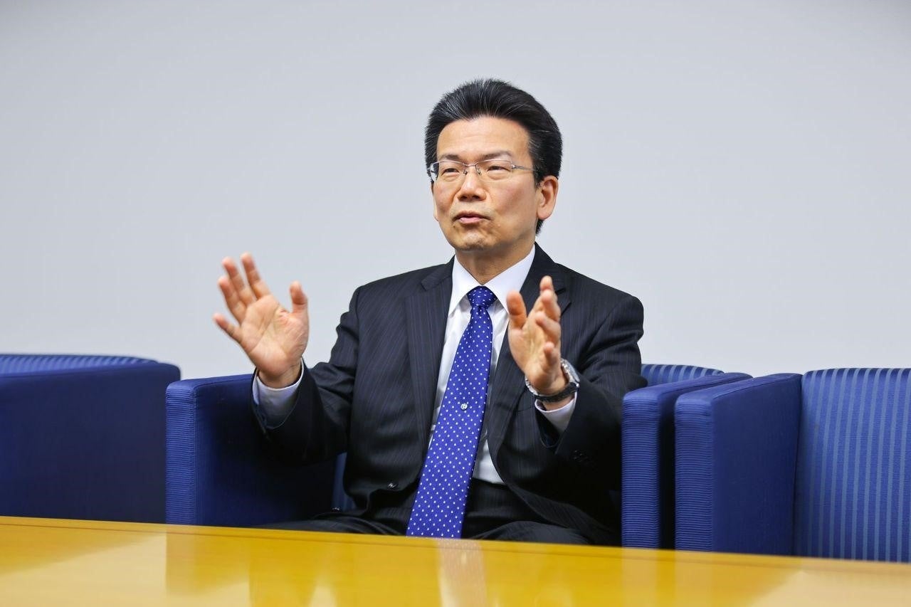 岩上　敦郎（いわかみ　あつお）副校長