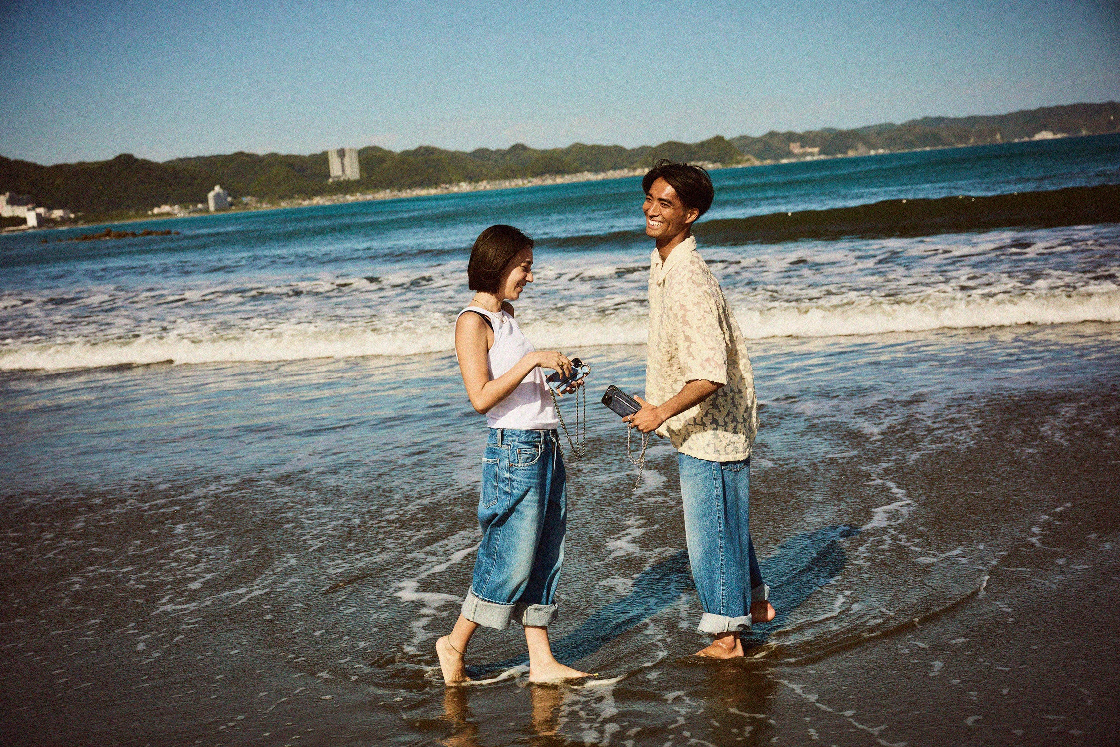 着用デニムはもちろんREDCARDのもの。